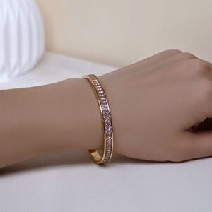 🏷18K Gold-plated Elegant Bangle Bracelet